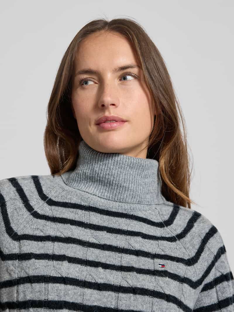 Tommy Hilfiger Relaxed fit coltrui van zuivere wol