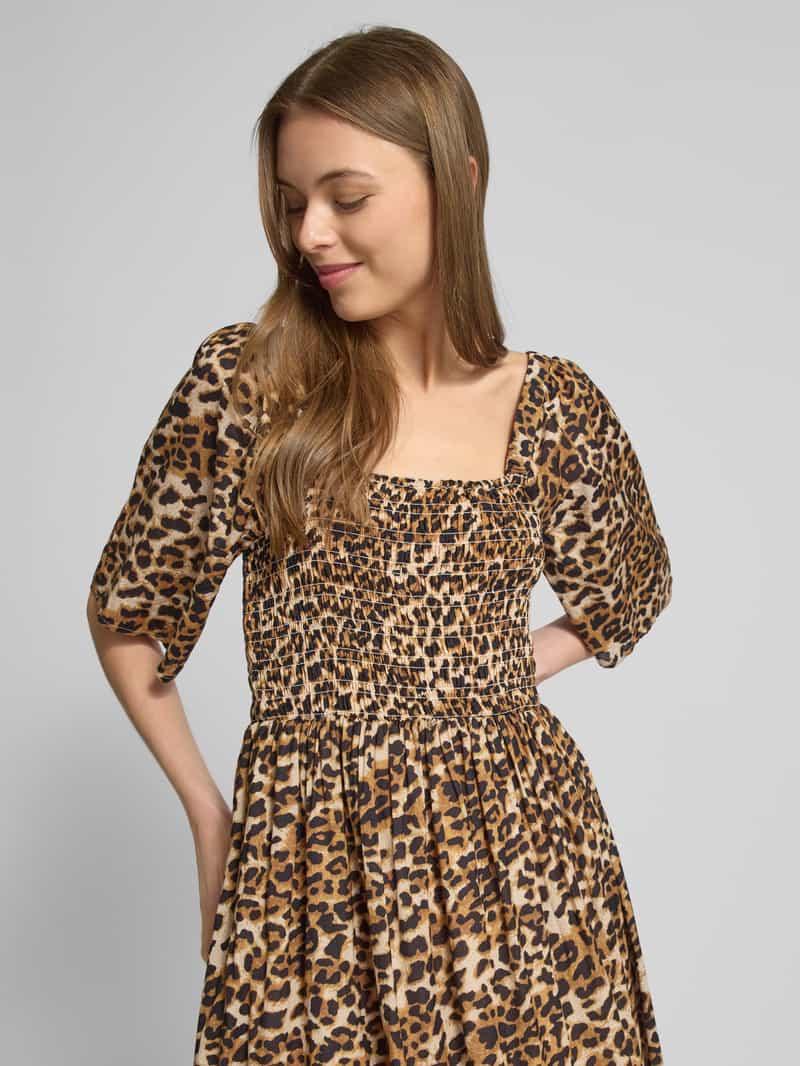 Selected Femme Maxi-jurk met smokdetails model 'DORA'