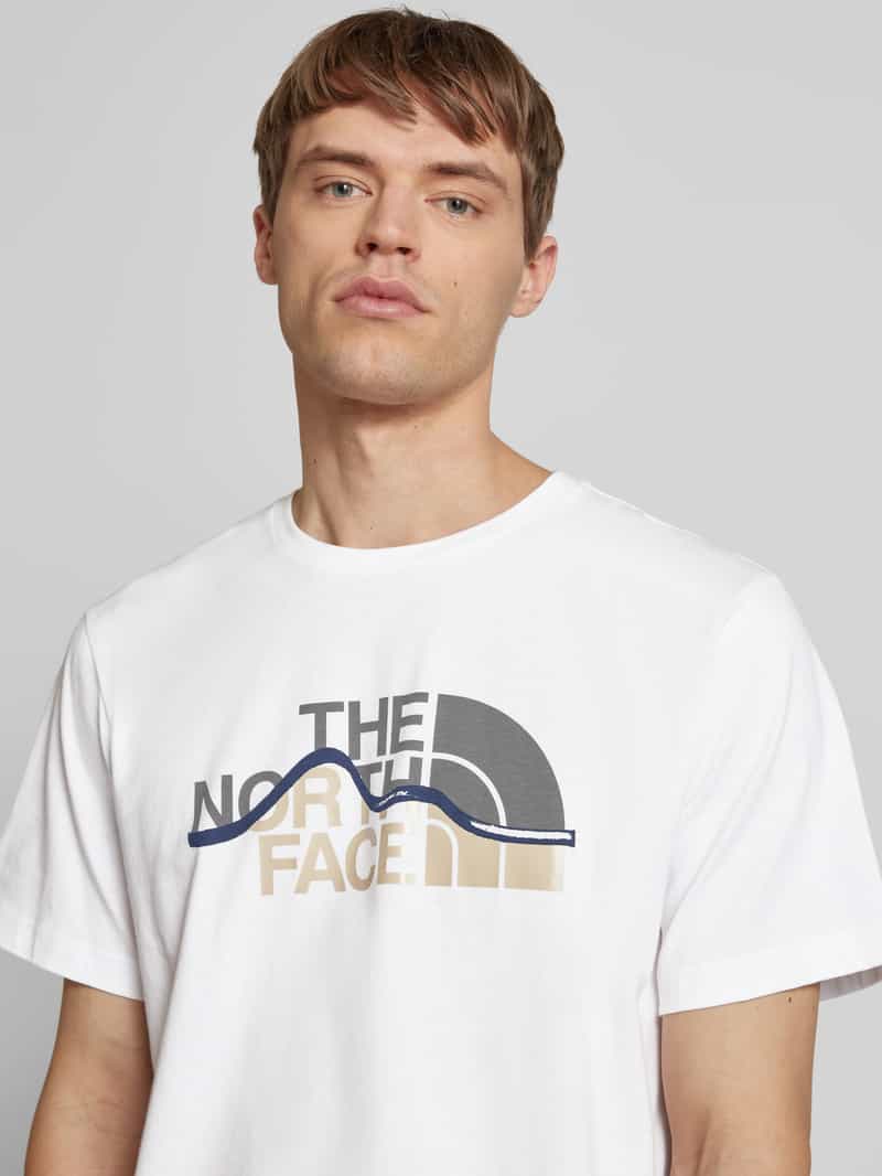 The North Face T-shirt met labelprint model 'MOUNTAIN LINE'
