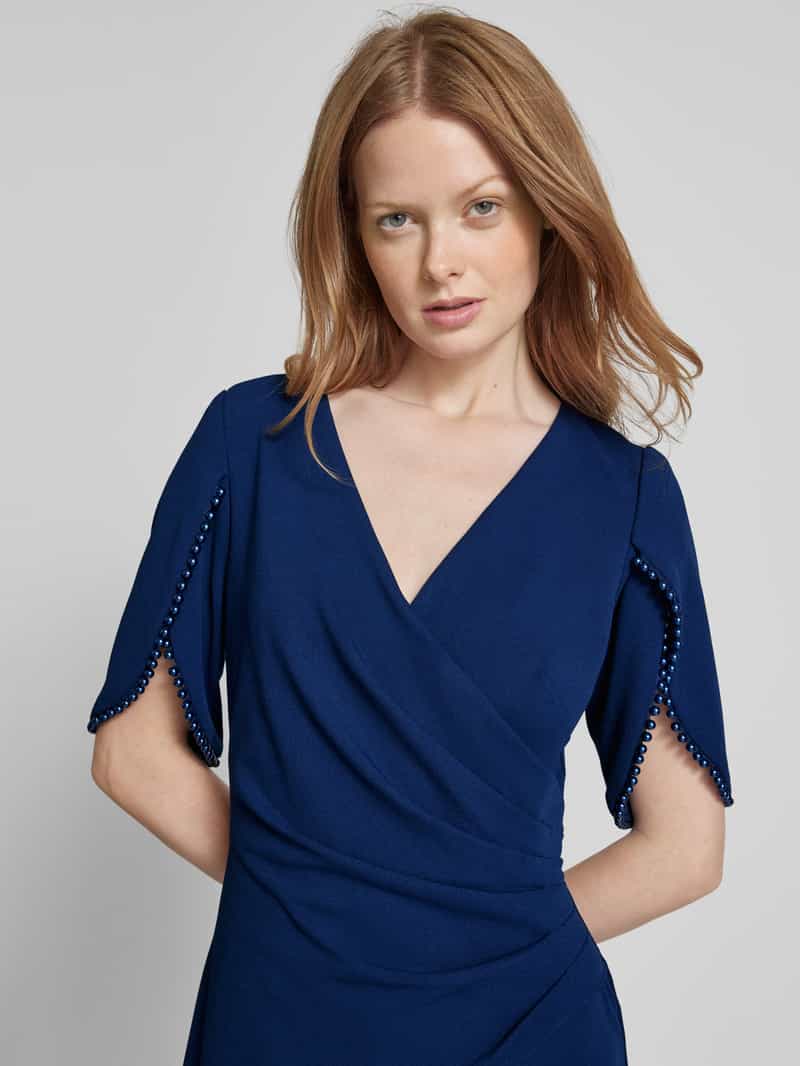 Adrianna Papell Jumpsuit in wikkellook met kralen