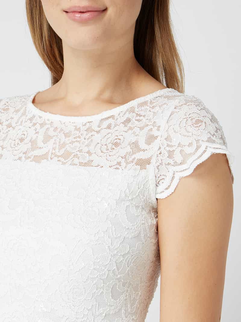 Swing Cocktailjurk met kant en strikceintuur