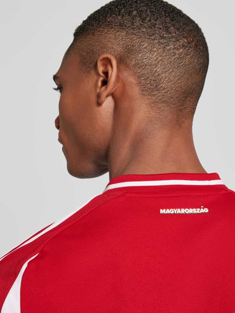 ADIDAS SPORTSWEAR T-shirt met labelstitching