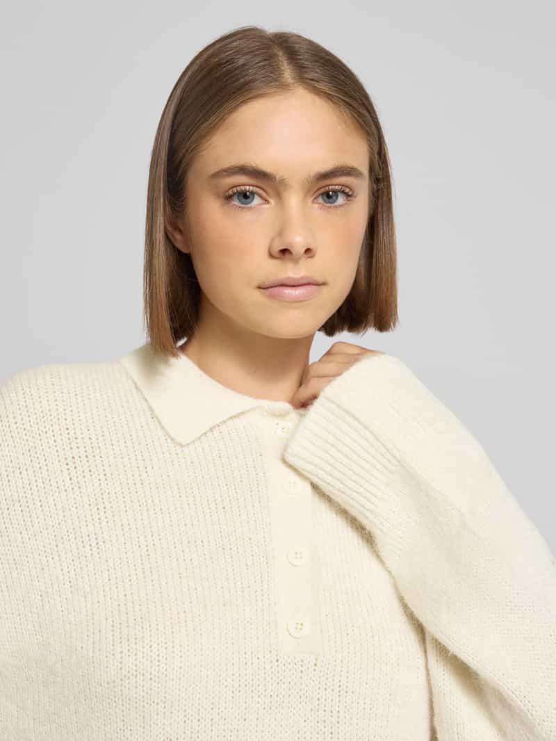 Gina Tricot Gebreide pullover met platte kraag en knoopsluiting