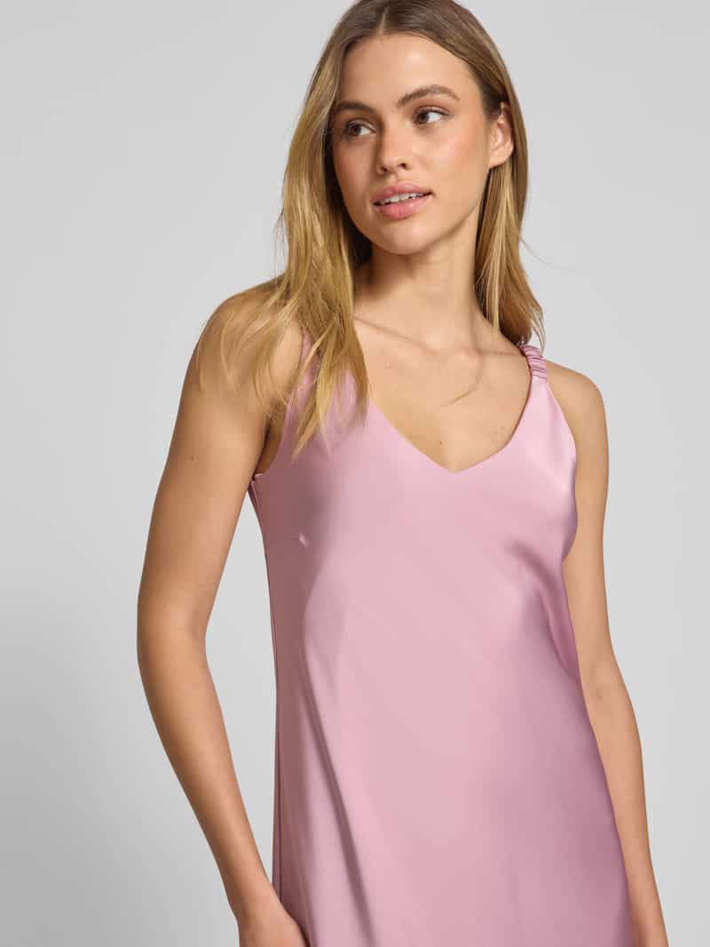 V by Vera Mont Cocktailjurk met V-hals
