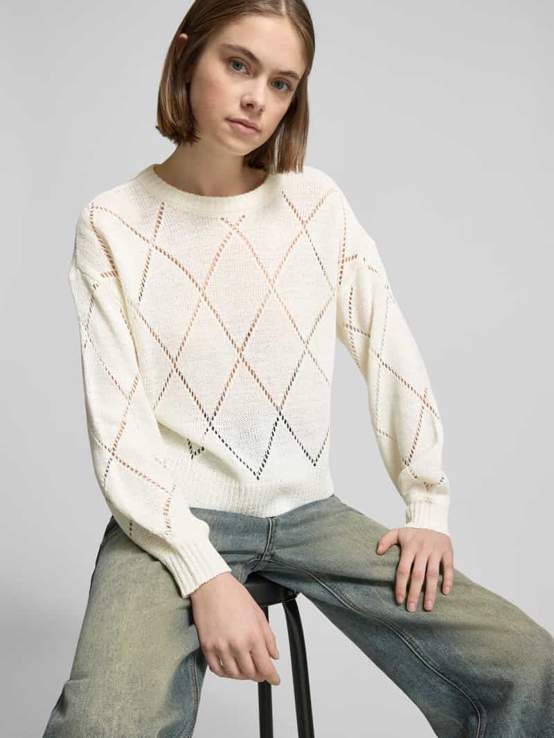 Only Comfort fit gebreide pullover met broderie anglaise model 'GEENAS'