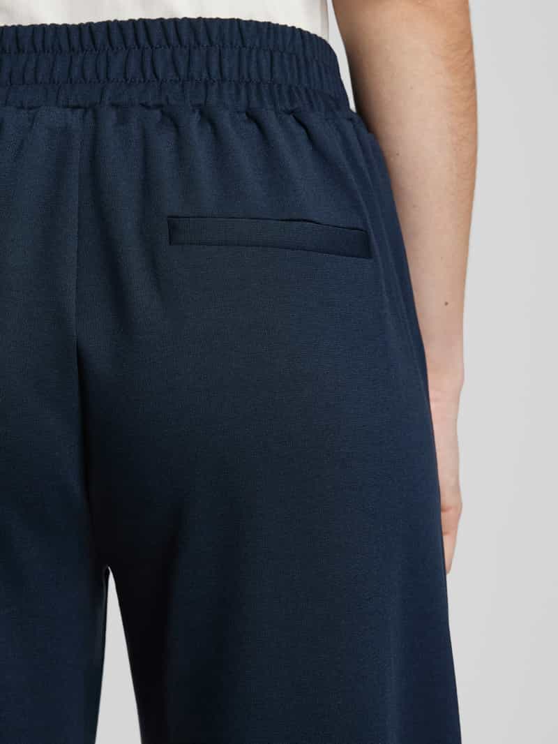b.Young Wide leg stoffen broek in zwart met bandplooien model 'Rizetta'