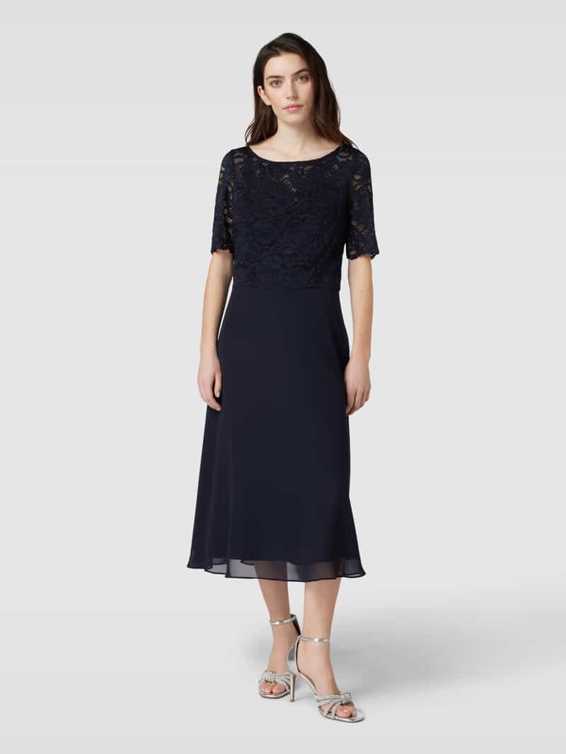 Knielange cocktailjurk met etskanteffect Christian Berg Cocktail