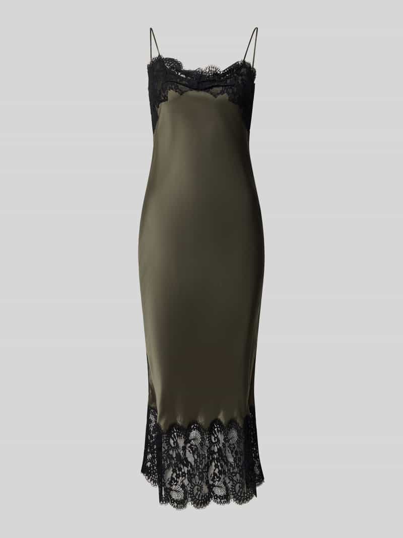 Iro Kokerjurk met kant model 'NEREID'
