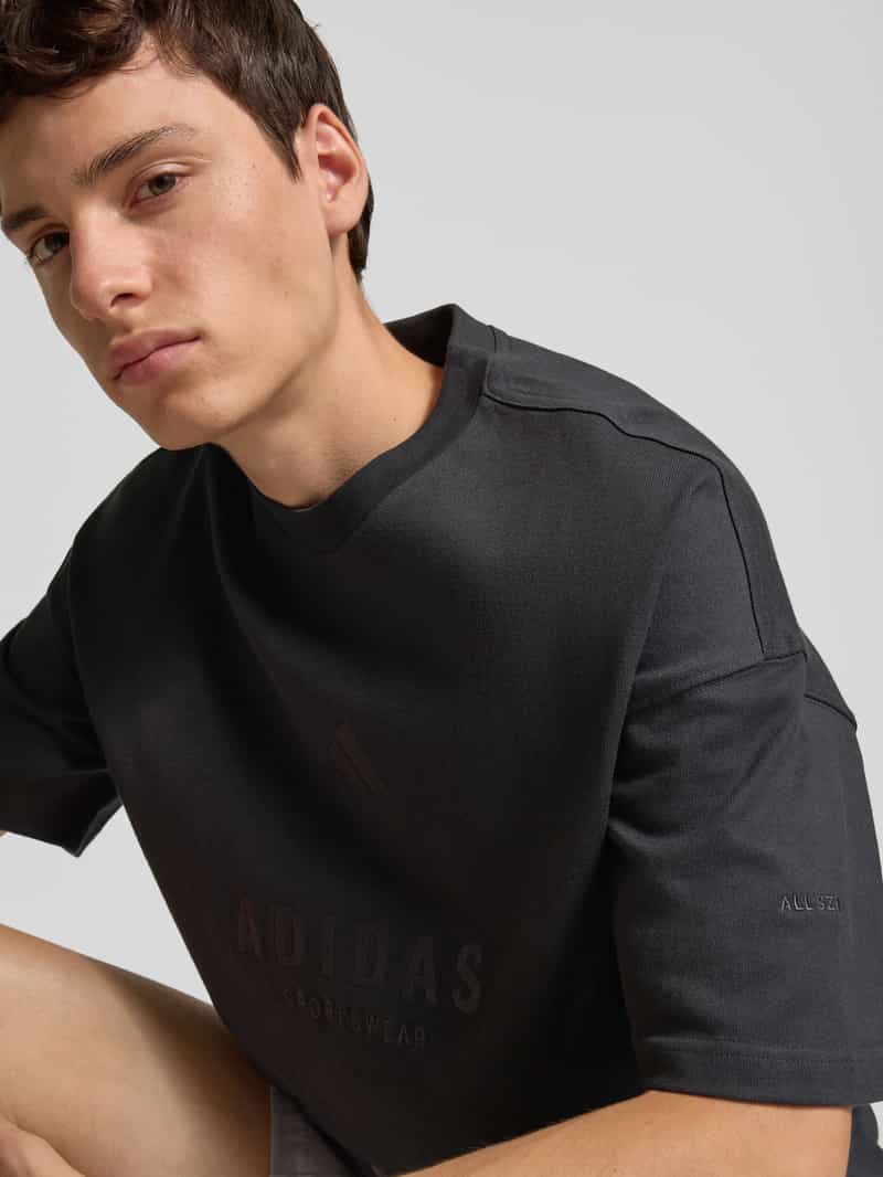 adidas Sportswear T-shirt met labelstitching en ronde hals