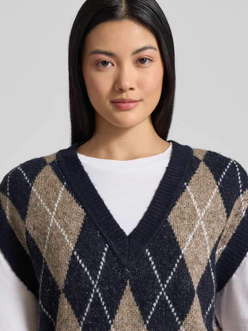 FREE QUENT Spencer met V-hals model 'Grsargyle'