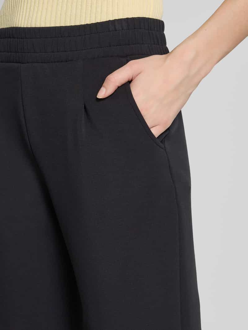 Christian Berg Woman Slim fit sweatpants met stolpplooien