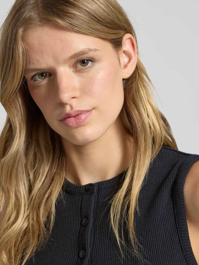 Levi's Top met in riblook met knoopsluiting