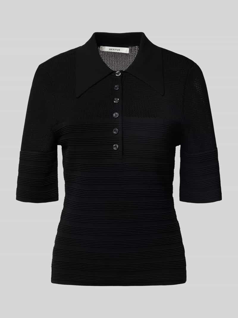 Gestuz Poloshirt van viscosemix met korte knoopsluiting