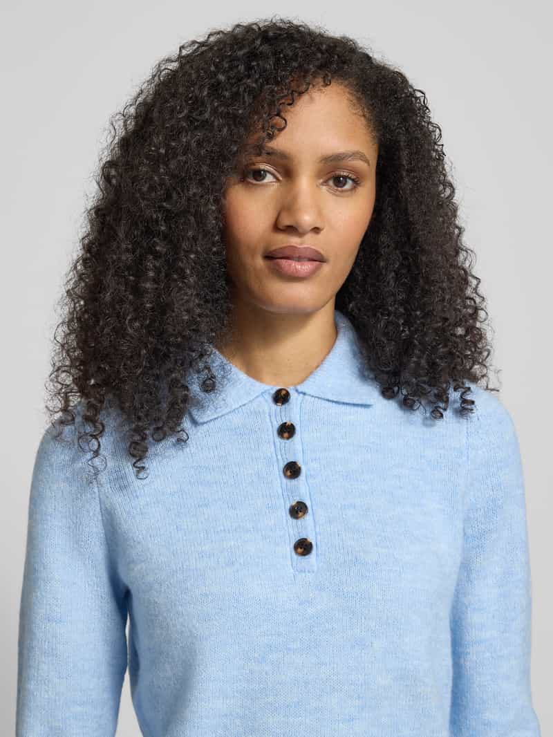 Christian Berg Woman Gebreide pullover met polokraag en knoopsluiting