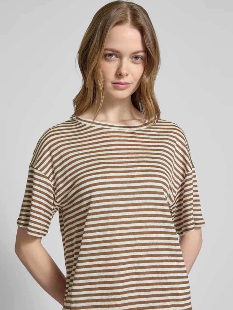 Weekend Max Mara T-shirt met extra brede schouders model 'BARCA'