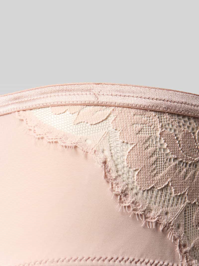 mey Slip met kanten details