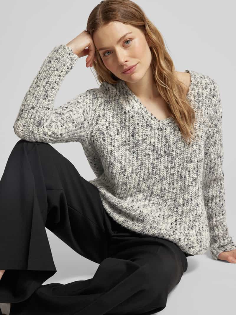 Christian Berg Woman Gebreide pullover met V-hals
