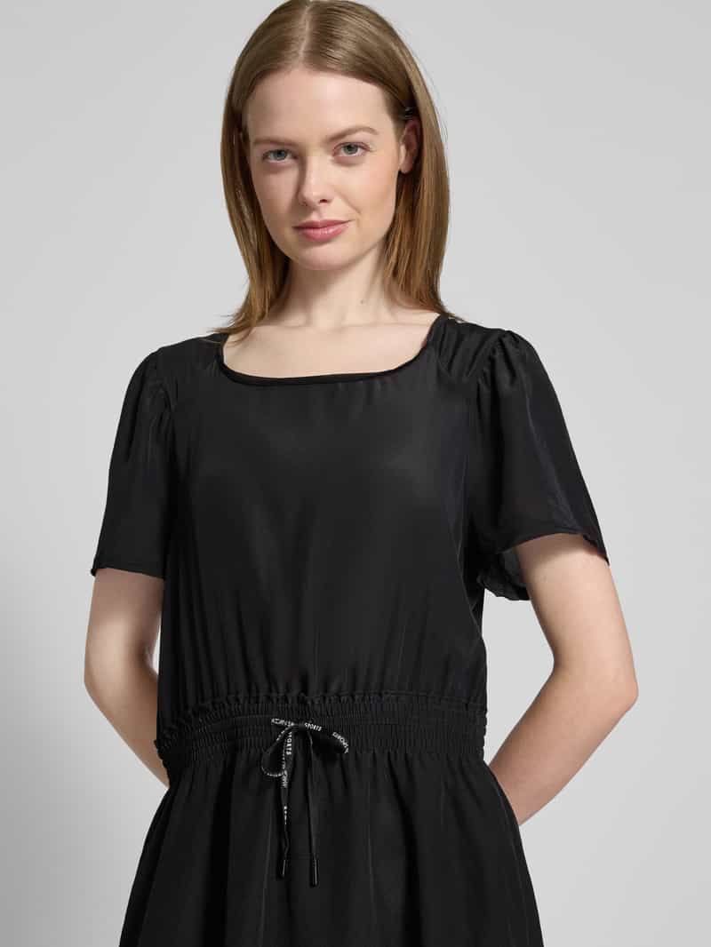 Marc Cain Mini-jurk met ronde hals en strikceintuur