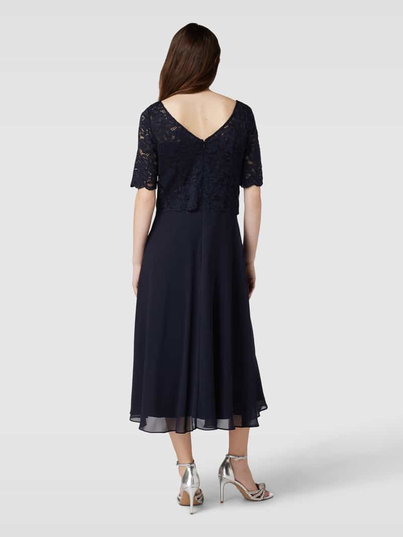 Knielange cocktailjurk met etskanteffect Christian Berg Cocktail