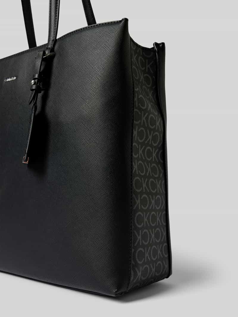 CK Calvin Klein Shopper met labelapplicatie