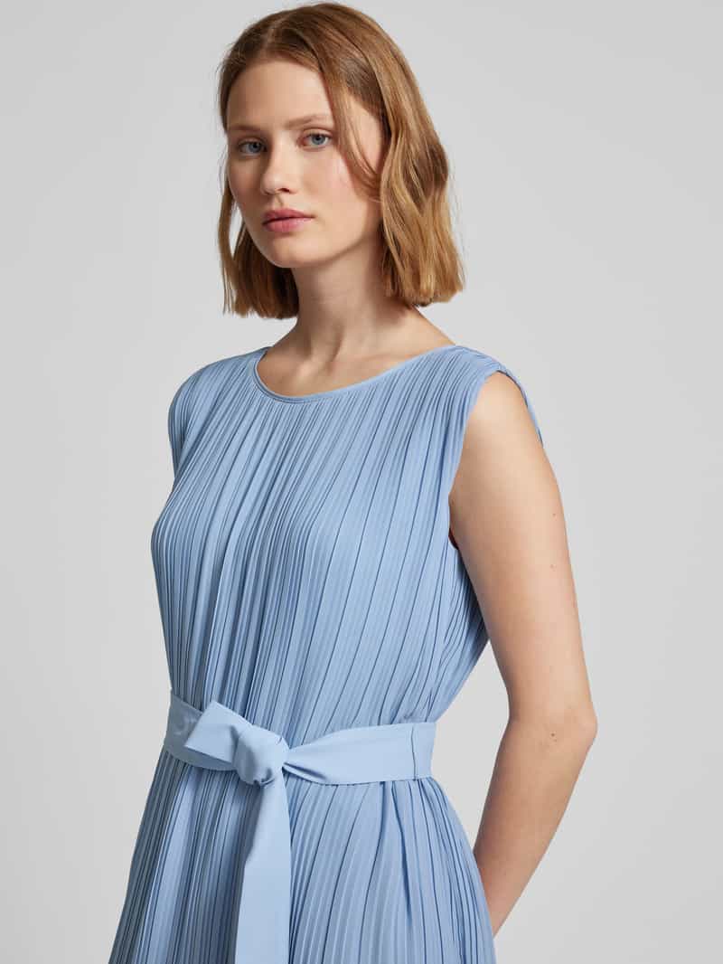 Christian Berg Woman Selection Knielange jurk met plissévouwen
