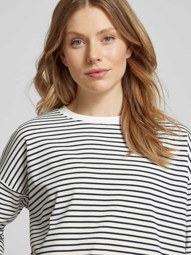 Opus T-shirt met extra brede schouders