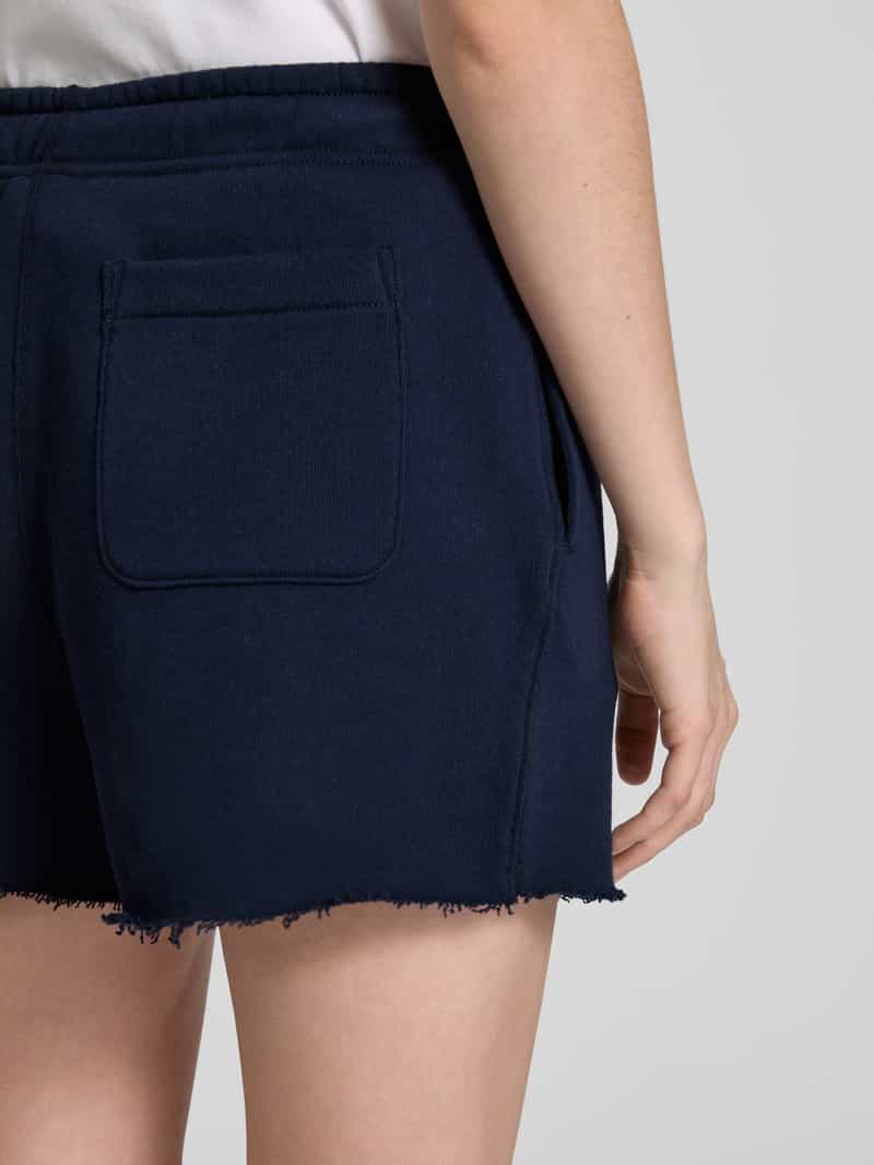 Polo Ralph Lauren Sweatshorts met gerafelde zoom en achterzak