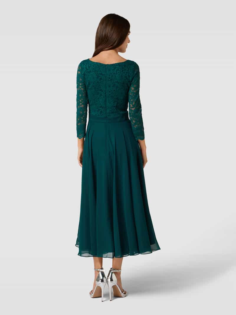 Cocktailjurk van gehaakt kant Swing