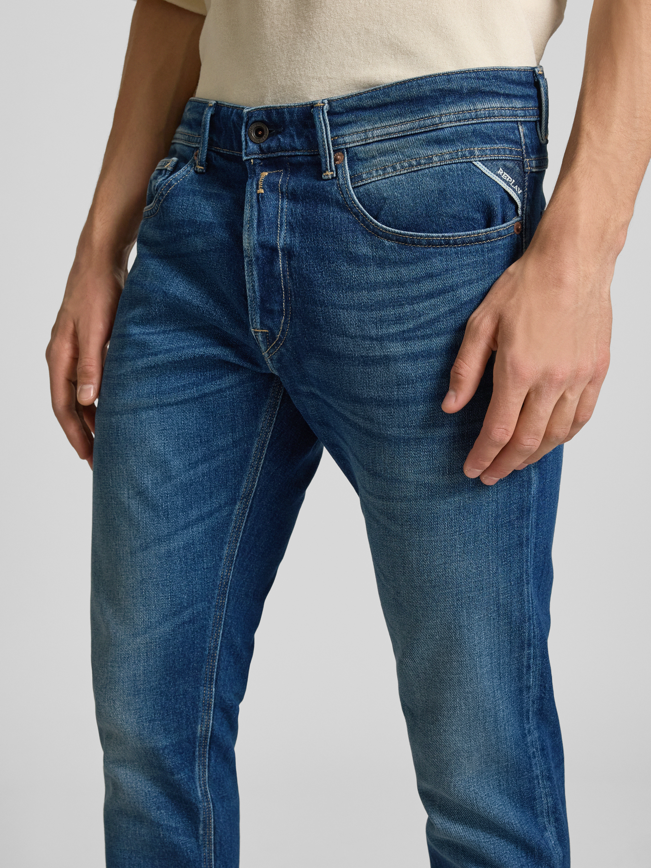 Replay Regular slim fit jeans in 5-pocketmodel model 'WILLBI'