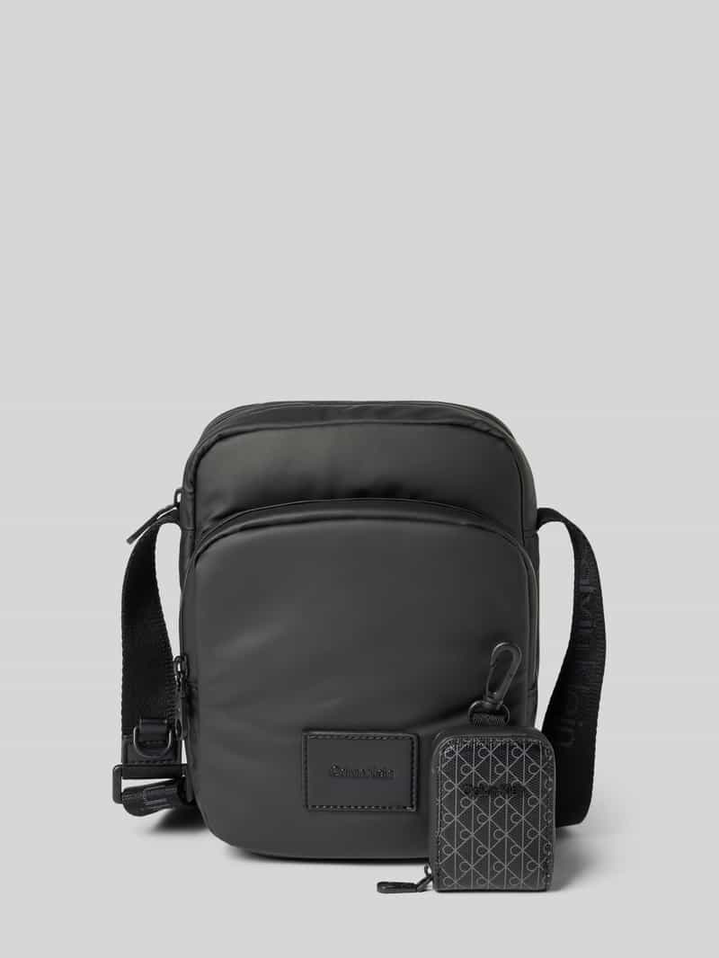 CK Calvin Klein Handtas met verstelbare schouderband en labelpatch