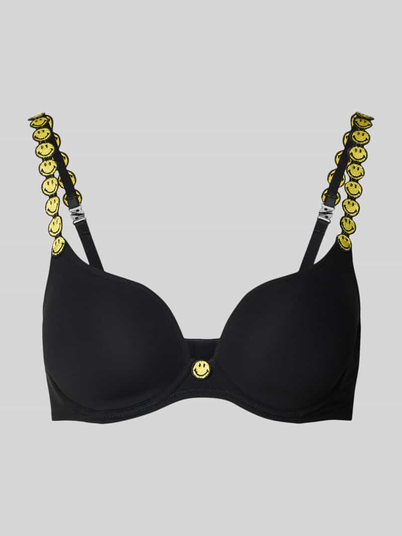 MARIE JO Beha met labeldetails