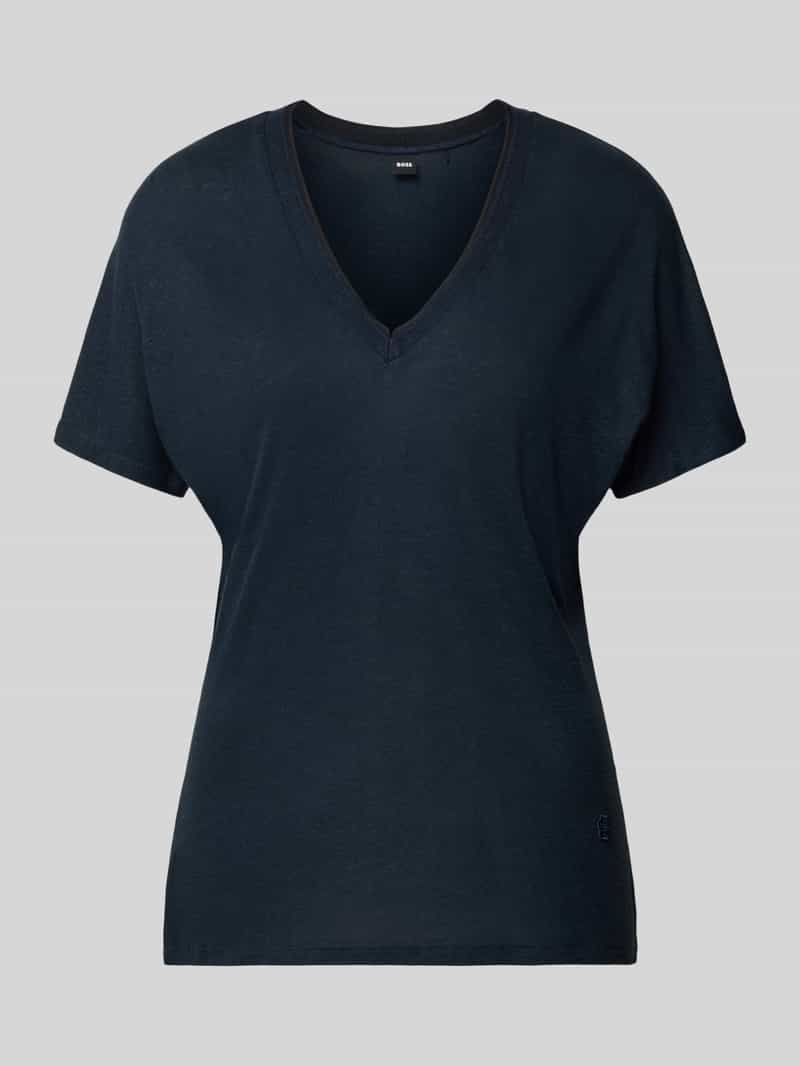 T-shirt met V-hals, model 'Eylina'