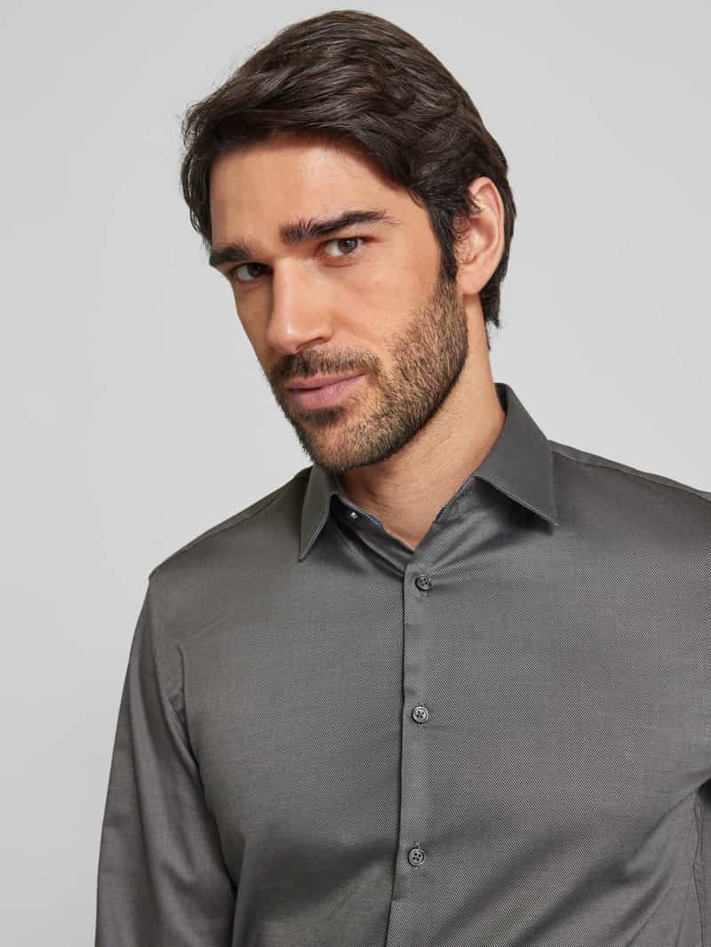 Jake*s Slim fit zakelijk overhemd met kentkraag