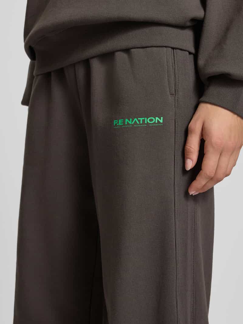 P.E Nation Sweatpants met labeldetail