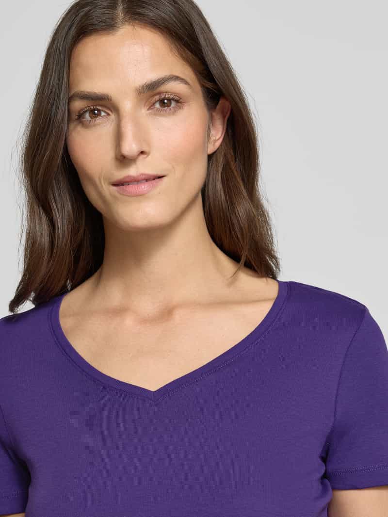 Christian Berg Woman T-shirt met geribde V-hals