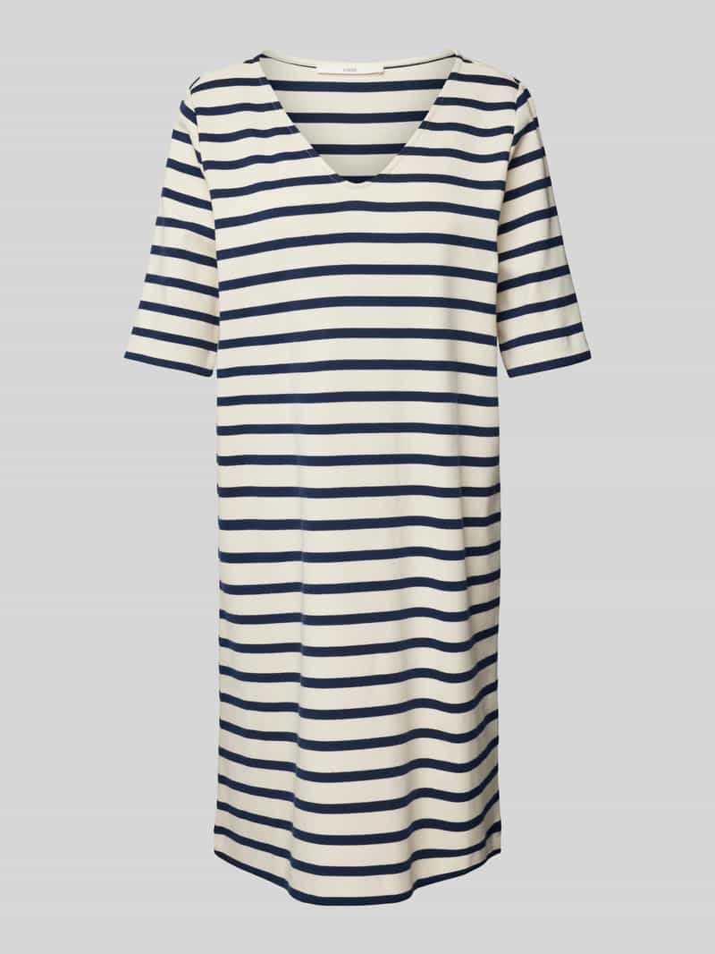 Knielange T-shirtjurk met V-hals