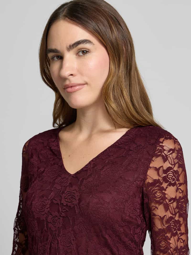 Vero Moda Slim fit shirt met lange mouwen in kantlook model 'IBEN'