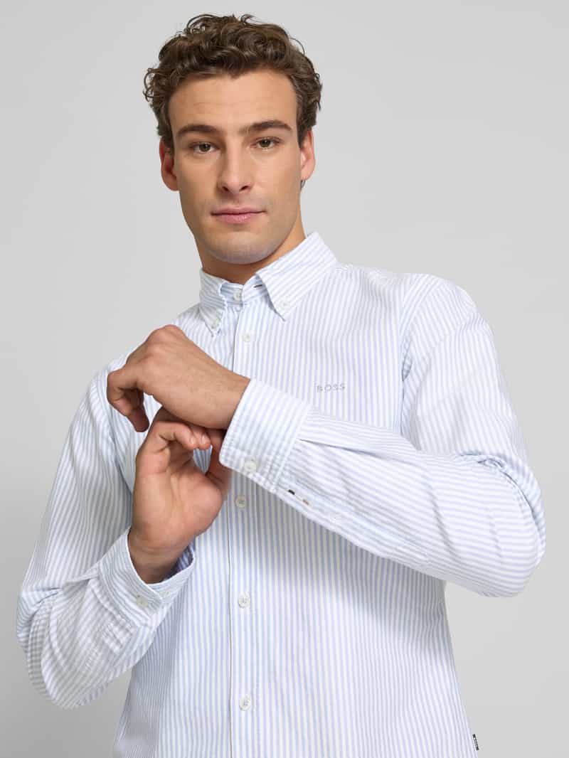 Boss Slim fit zakelijk overhemd met knoopsluiting model 'Roan'