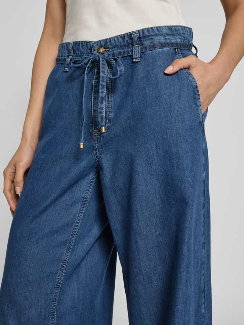 MAC Jeans met wijde pijpen en strikceintuur model 'Wendy'