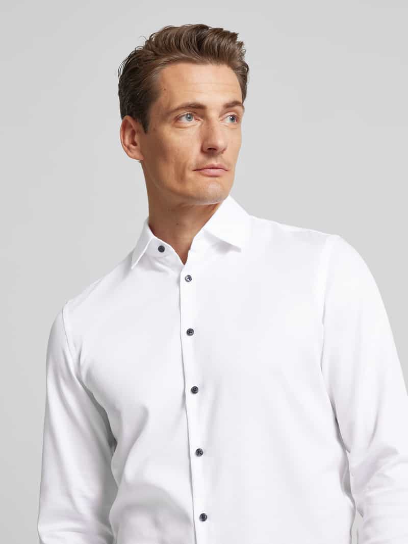 Jake*s Slim fit zakelijk overhemd met kentkraag