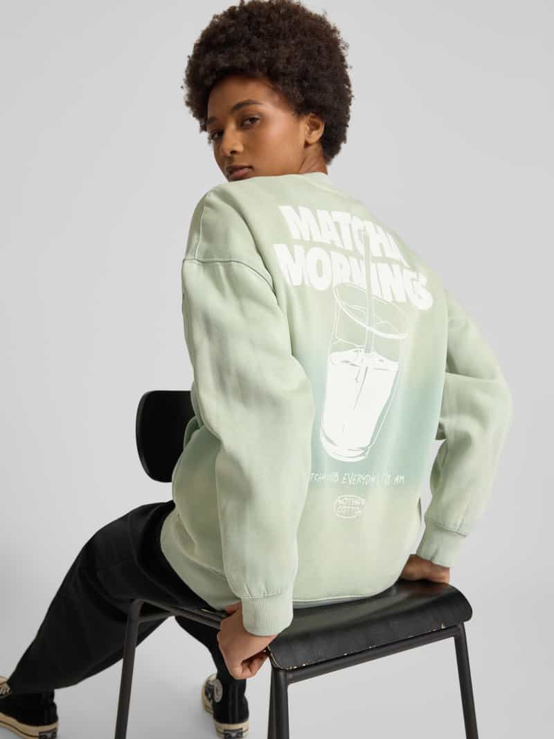 ANOTHER COTTON LAB Oversized sweatshirt met kangoeroezak model 'Matcha'
