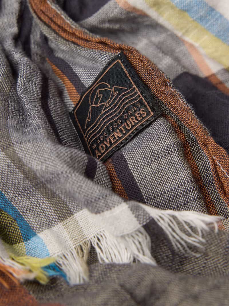 camel active Sjaal met franjes en labeldetail