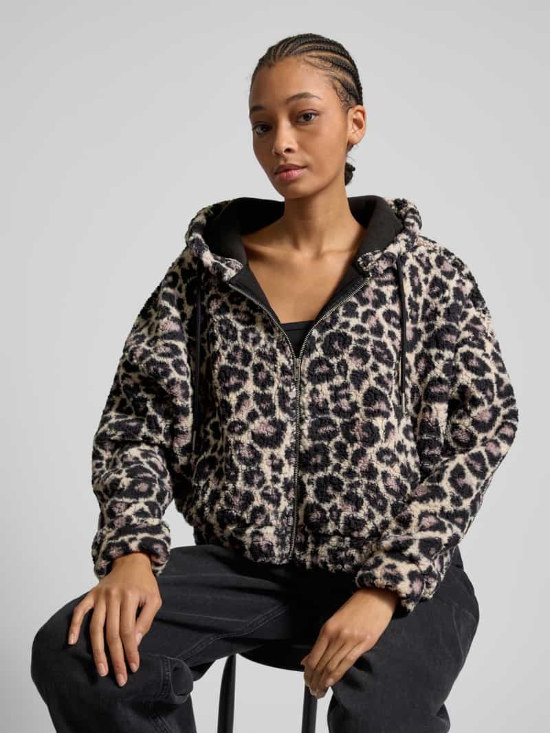 Noisy May Jack in teddybontlook model 'CUDDLE'
