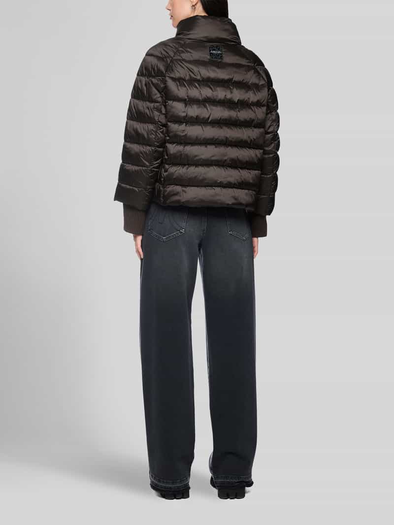 Marc Cain Gewatteerd jack met opstaande kraag en labeldetail