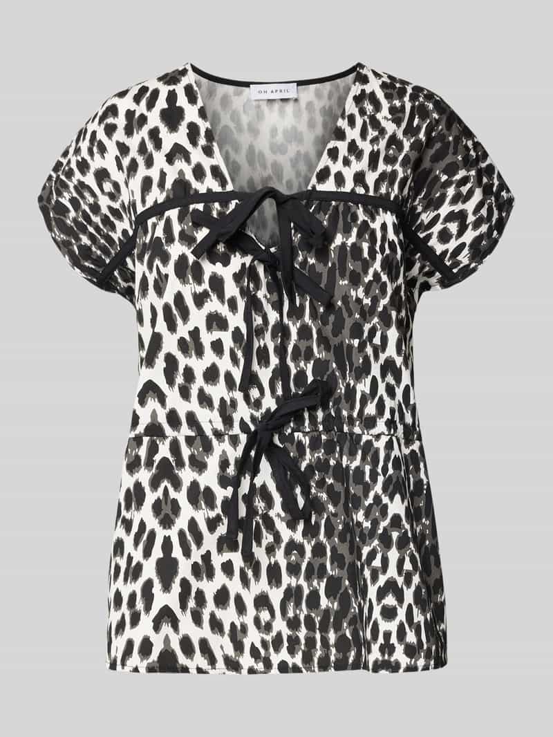 Blouseshirt met V-hals Model 'Freya'