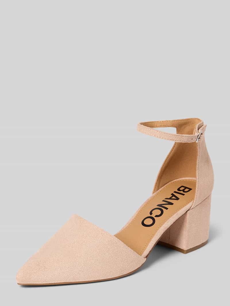 Pumps in leerlook met gespsluiting