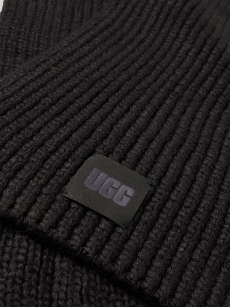 Ugg Sjaal met wol en labelpatch
