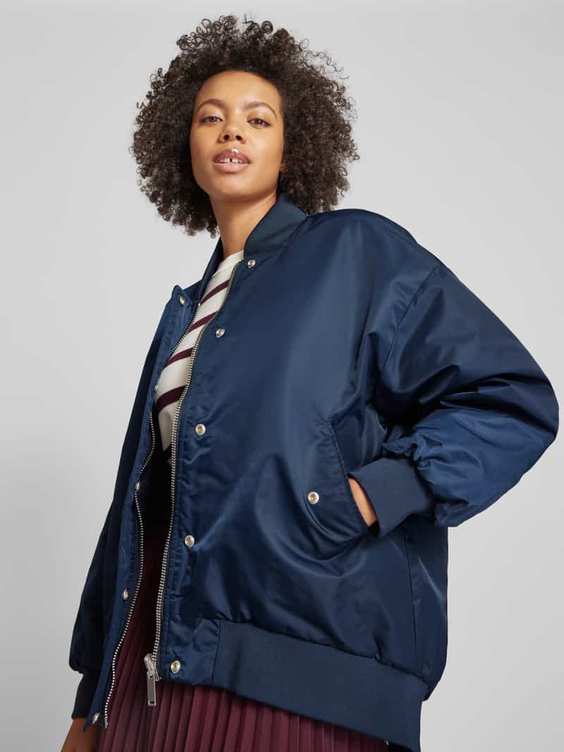 My Essential Wardrobe Bomberjack met ribboorden model 'Helga'