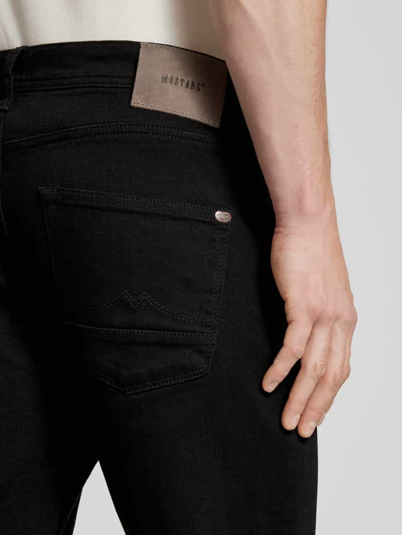 mustang Slim fit jeans in 5-pocketmodel model 'VEGAS'