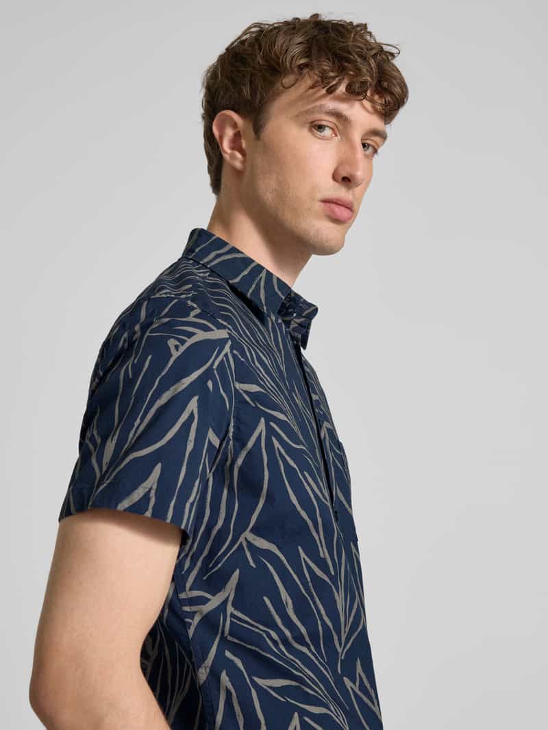 s.Oliver RED LABEL Slim fit overhemd met korte mouwen van katoenmix